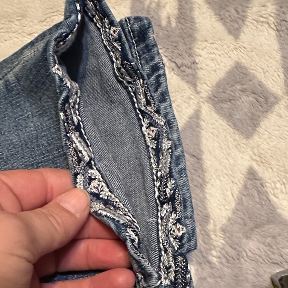 709. Grace Blue Ankle & Cropped Jeans - Picture 10 of 12